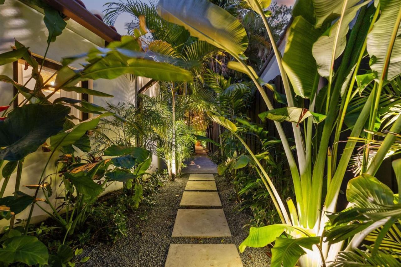 Hidden Garden By Tilahstays Hébergement de vacances